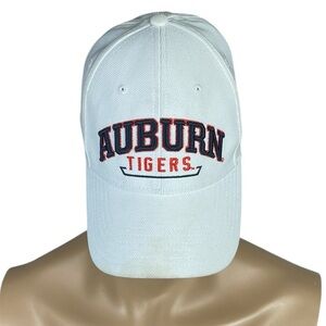 Men’s Under Armour Auburn Tigers Flex Fit Baseball Hat L/XL